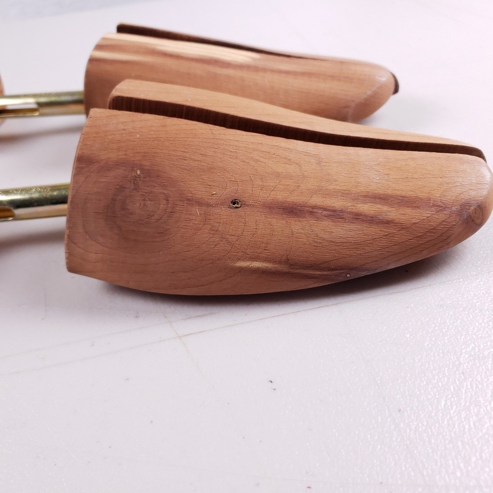 Nordstrom Cedar Wood Shoe Trees Men Split Toe Made in USA Aromatic Shoe Care - Picture 8 of 8